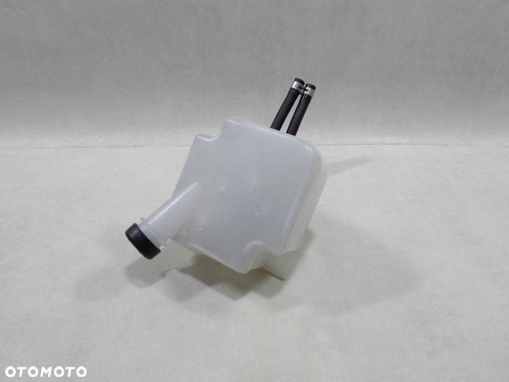 MITSUBISHI CANTER FUSO 7C15 E6 17R ZBIORNIK PLYNU HAMULCOWEGO GF111-00590 13-21 - 1