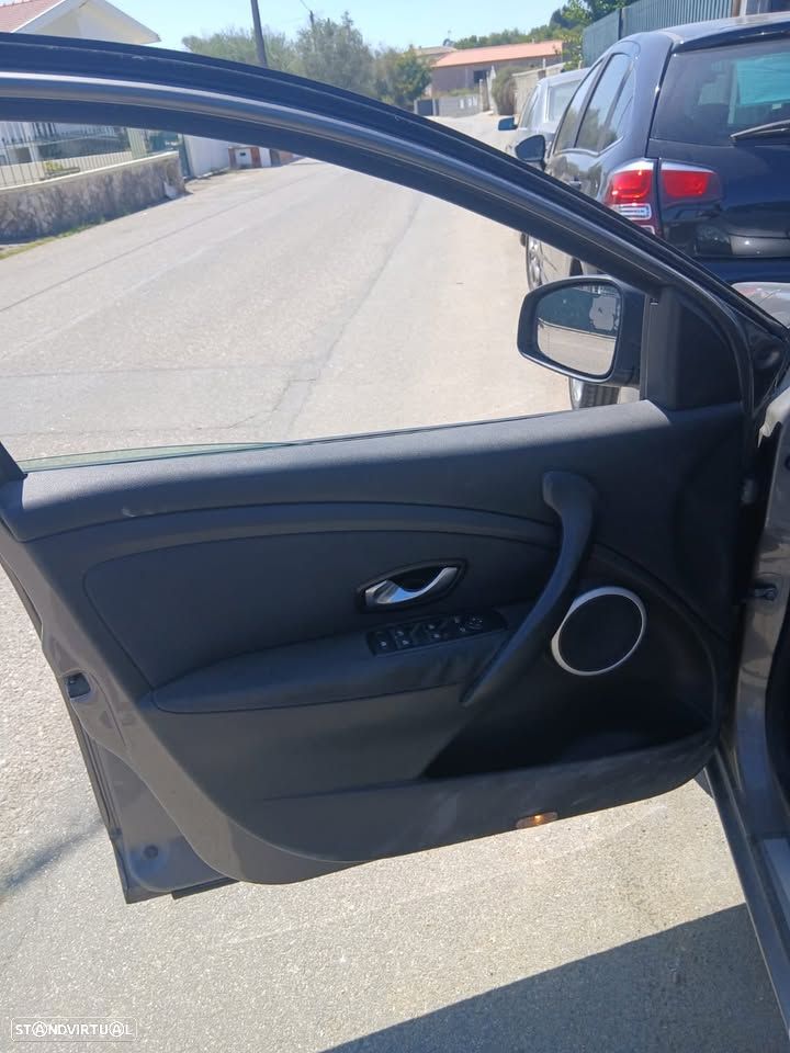 Renault Mégane Sport Tourer - 3