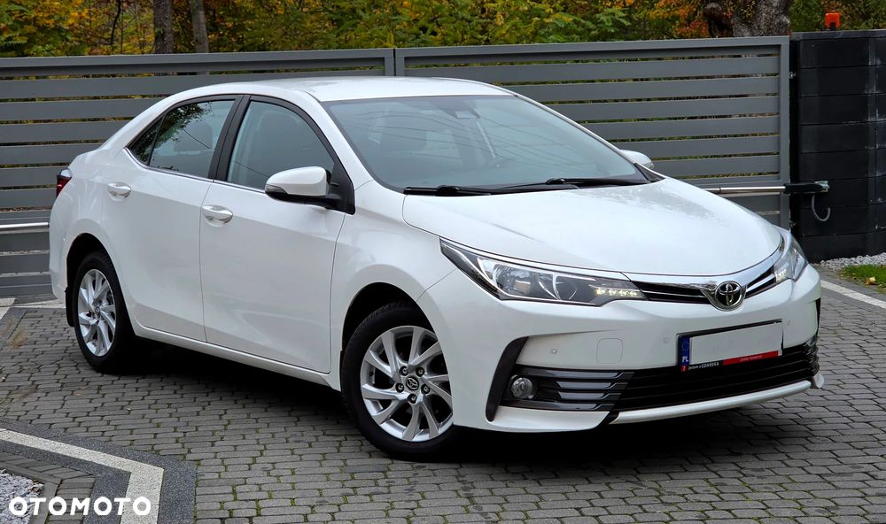 Toyota Corolla 1.6 Premium - 14