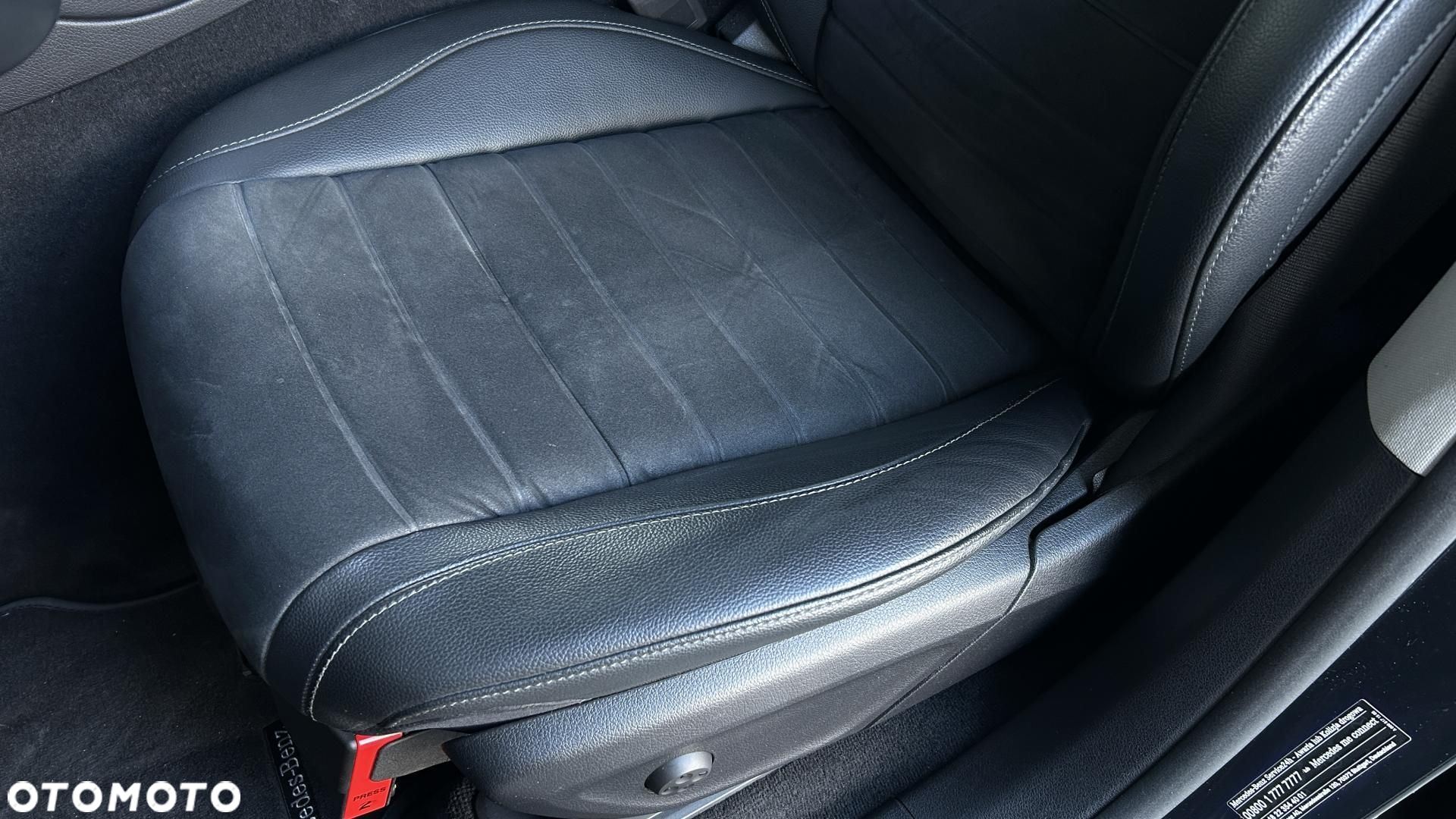 Mercedes-Benz GLE 300 d 4-Matic - 9
