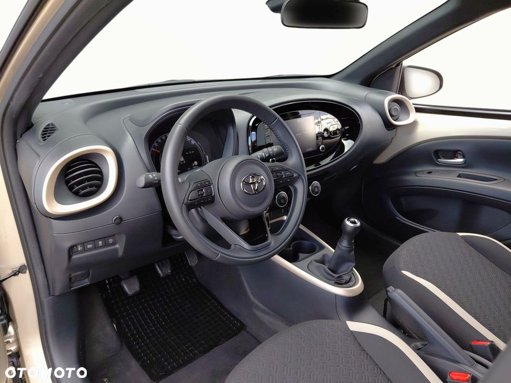Toyota Aygo X 1.0 VVT-i Style - 10