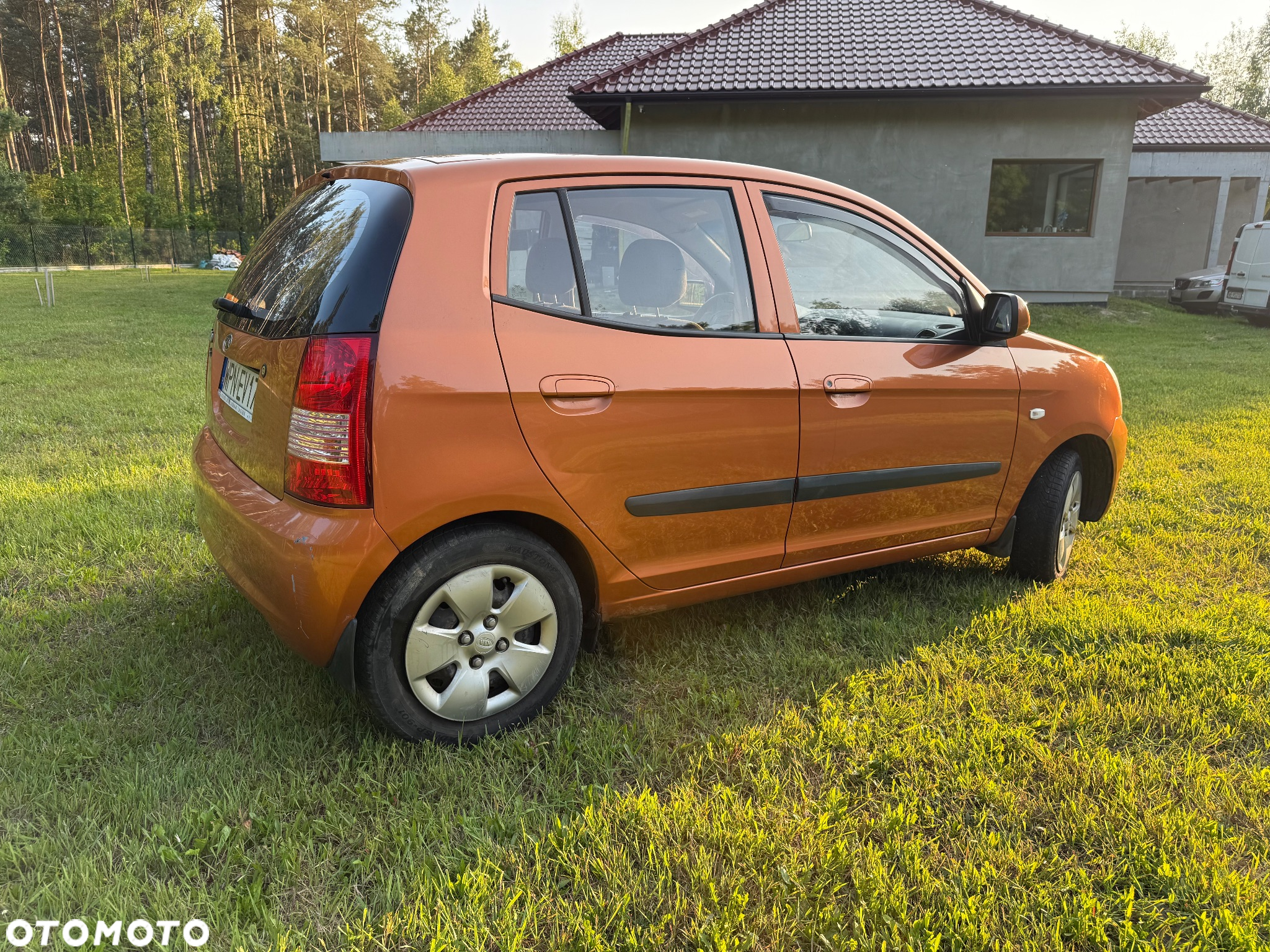 Kia Picanto 1.0 (air2 swo) / Family + - 3