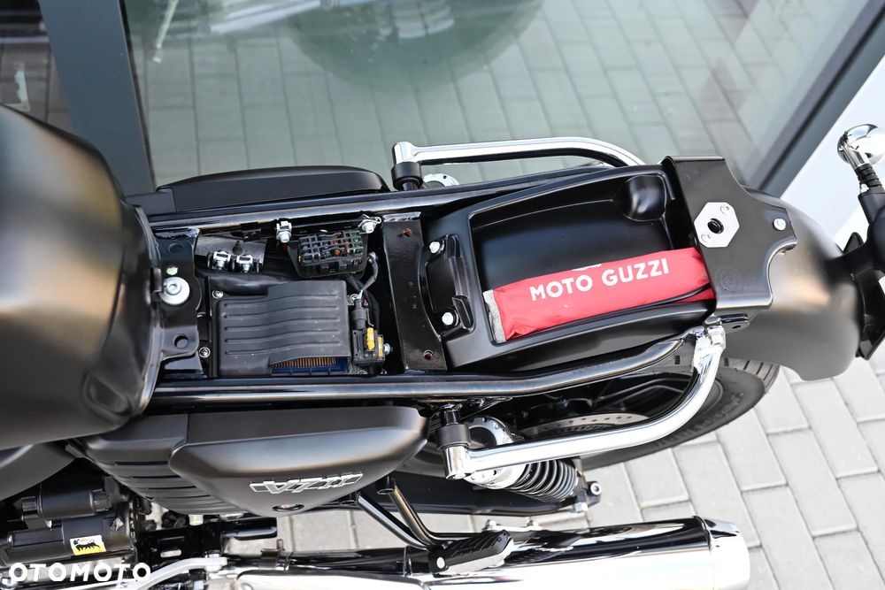Moto Guzzi V7 - 38