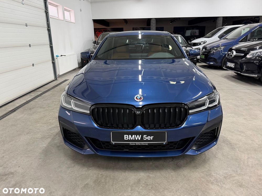 BMW Seria 5 520d xDrive MHEV M Sport sport - 3