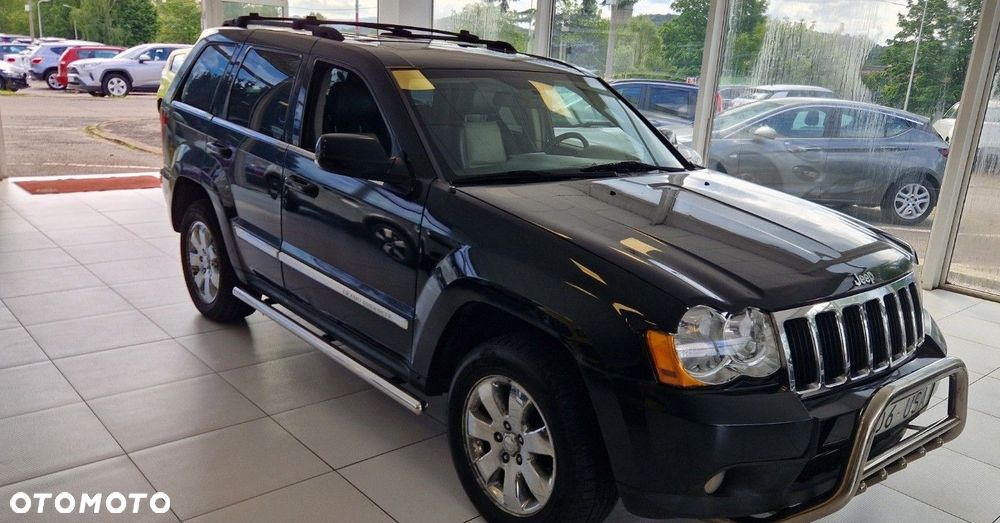 Jeep Grand Cherokee - 16
