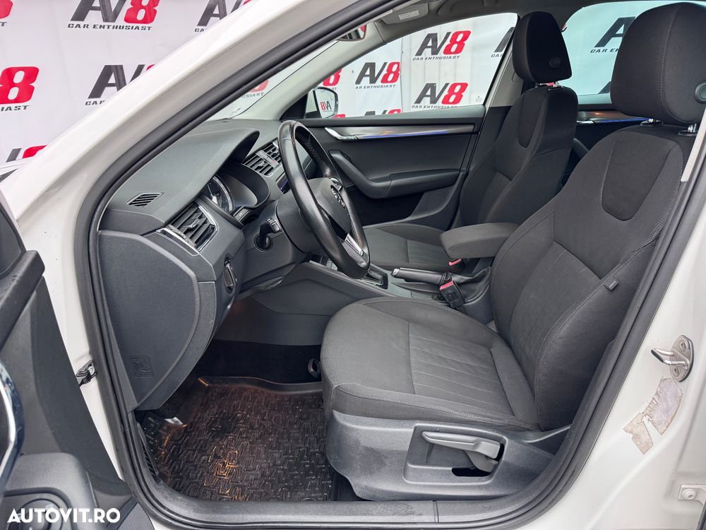 Skoda Octavia 2.0 TDI DSG Style - 16