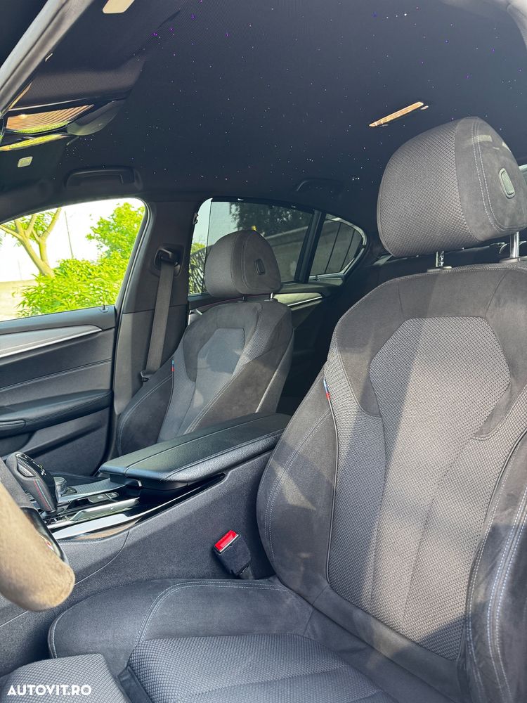 BMW Seria 5 520d xDrive AT - 12
