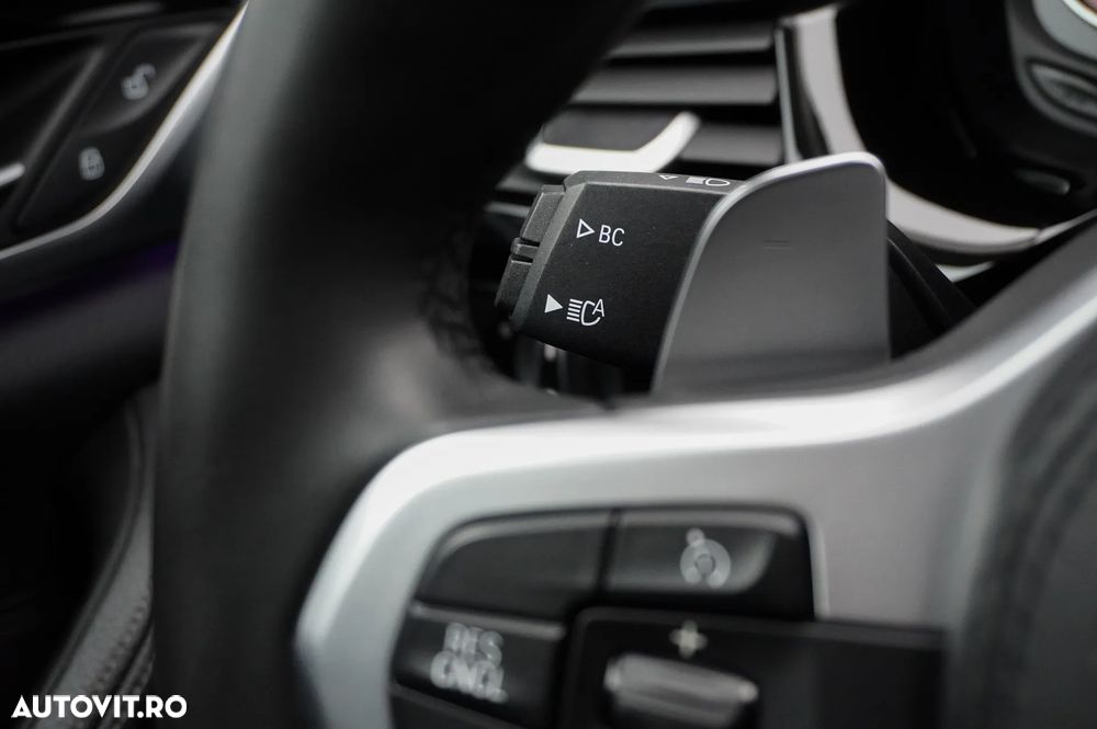 BMW Seria 5 520i Aut. Sport Line - 17