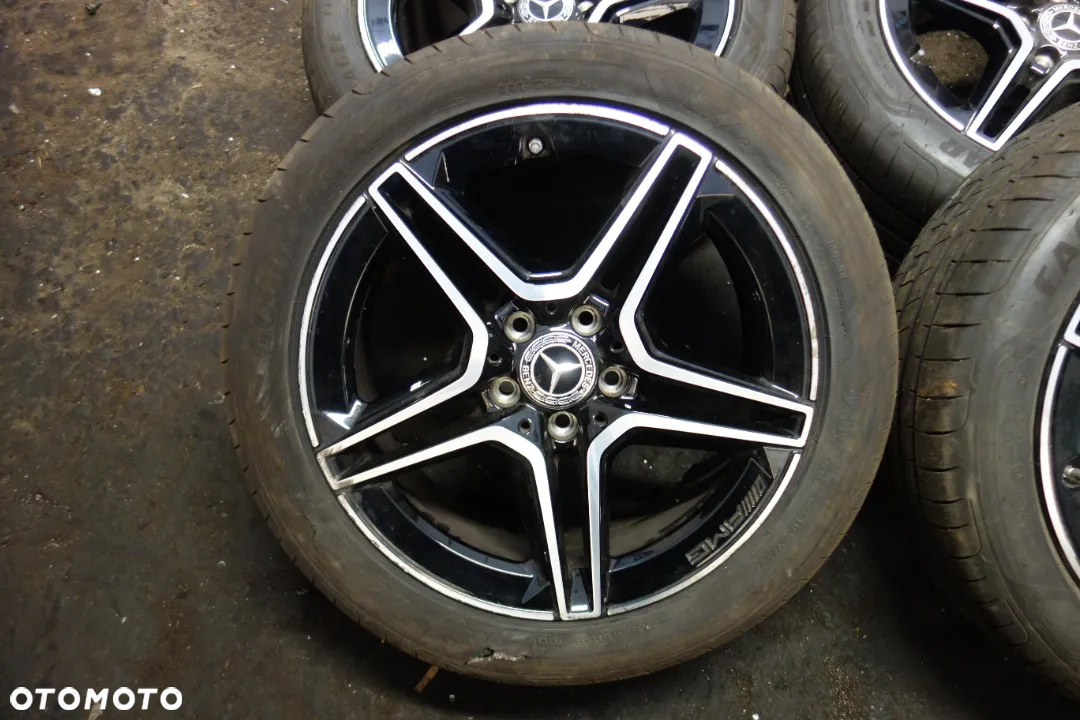 KOMPLET FELG ALUSY MERCEDES W213 LIFT AMG 18 ET 43 8JXH2.H - 3