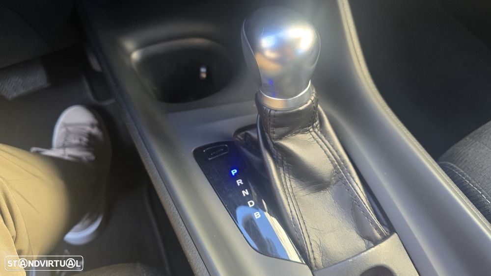 Toyota C-HR 1.8 HSD Comfort+P.Style - 33