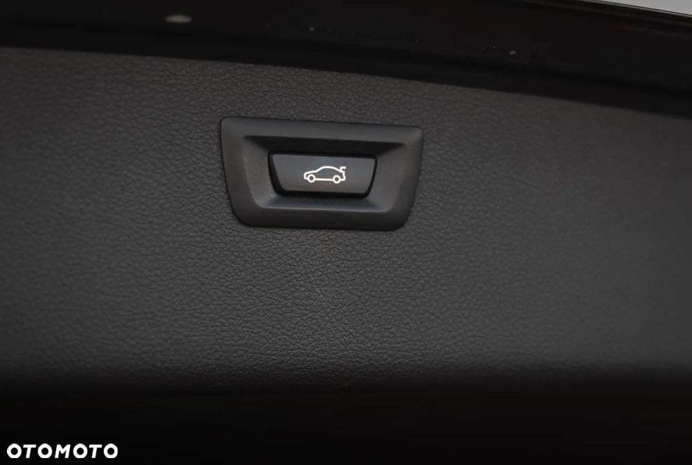 BMW Seria 3 - 18