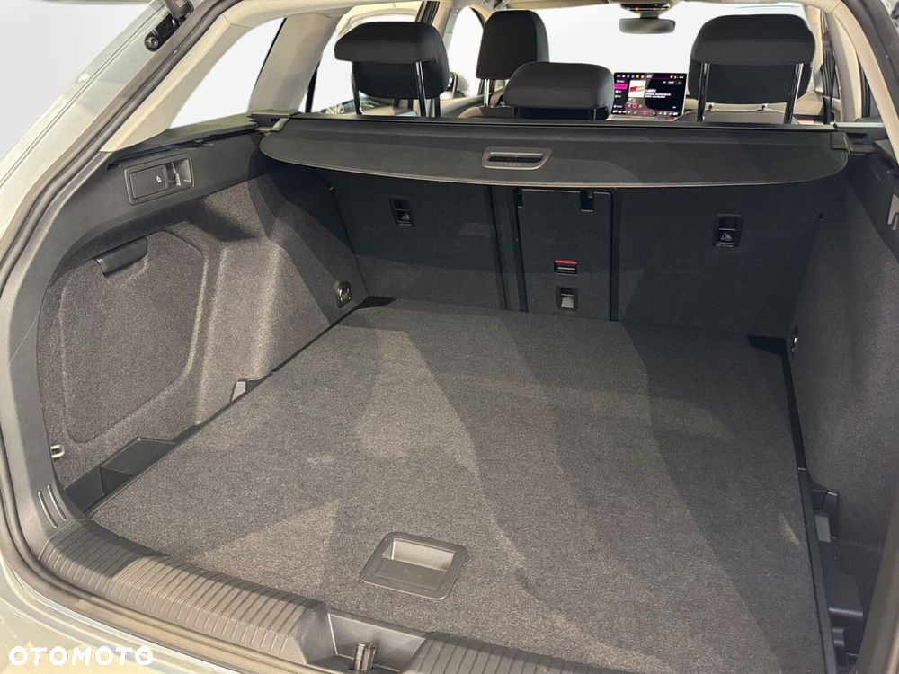 Volkswagen Golf - 40