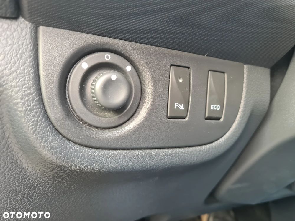 Dacia Sandero 0.9 TCe Laureate - 23