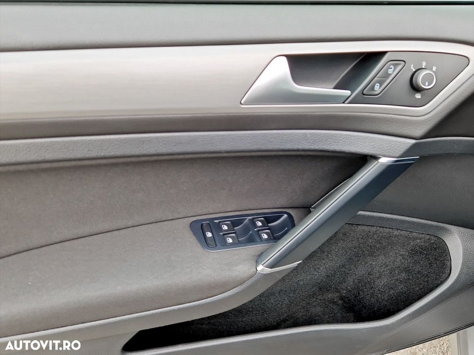 Volkswagen Golf 1.2 TSI Comfortline - 15