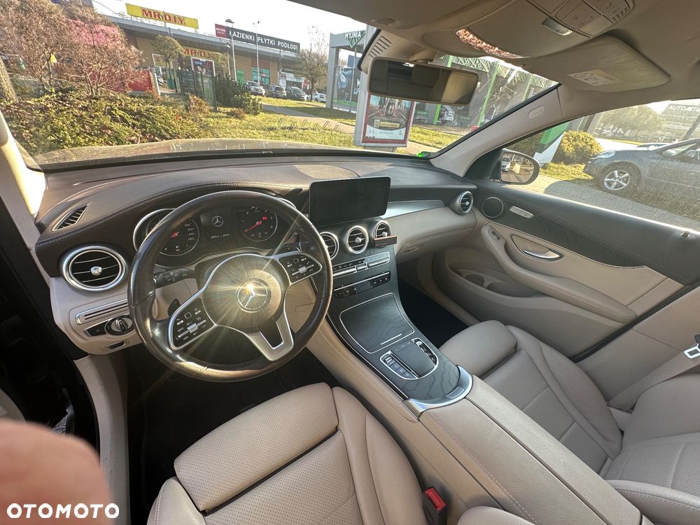 Mercedes-Benz GLC - 6