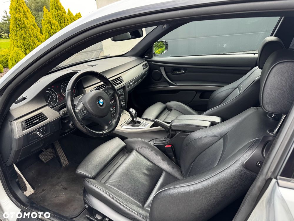 BMW Seria 3 335i M Sport Edition - 17