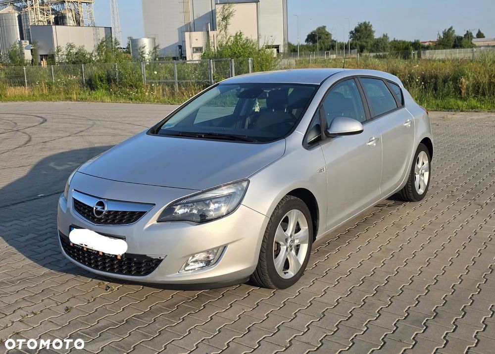 Opel Astra 1.6 Essentia - 8