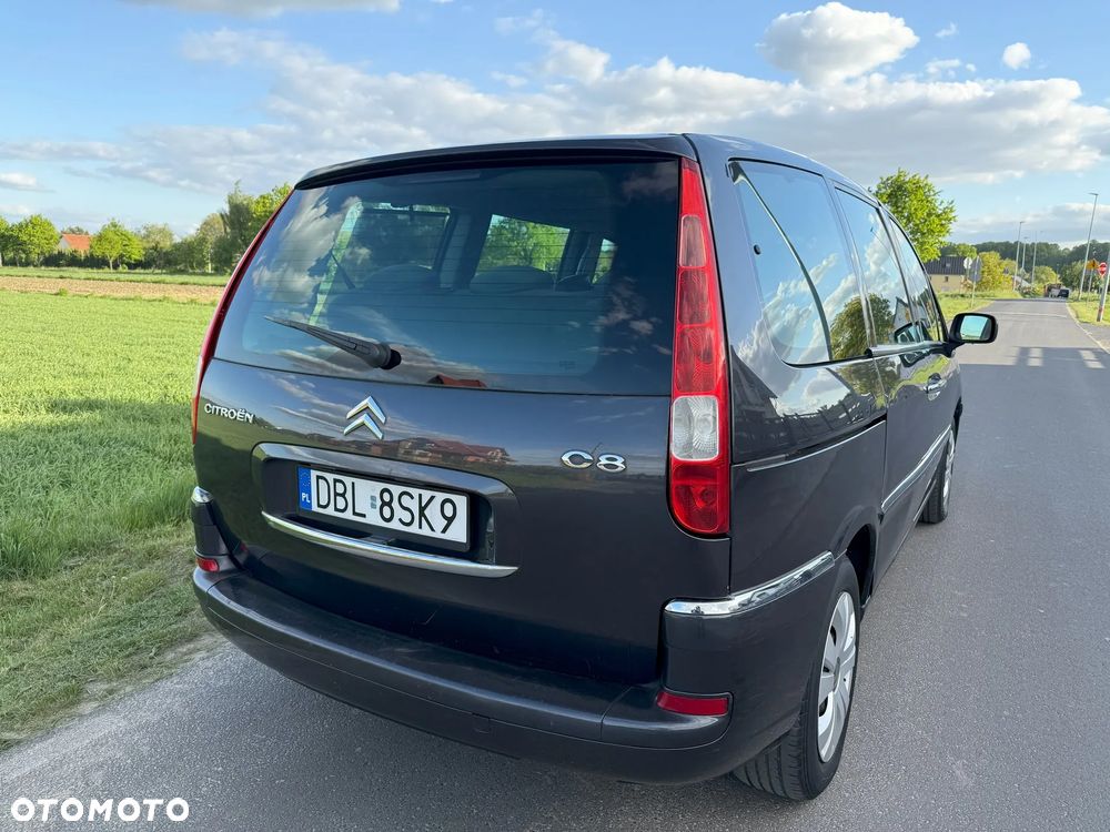 Citroën C8 2.0 16V Style - 4