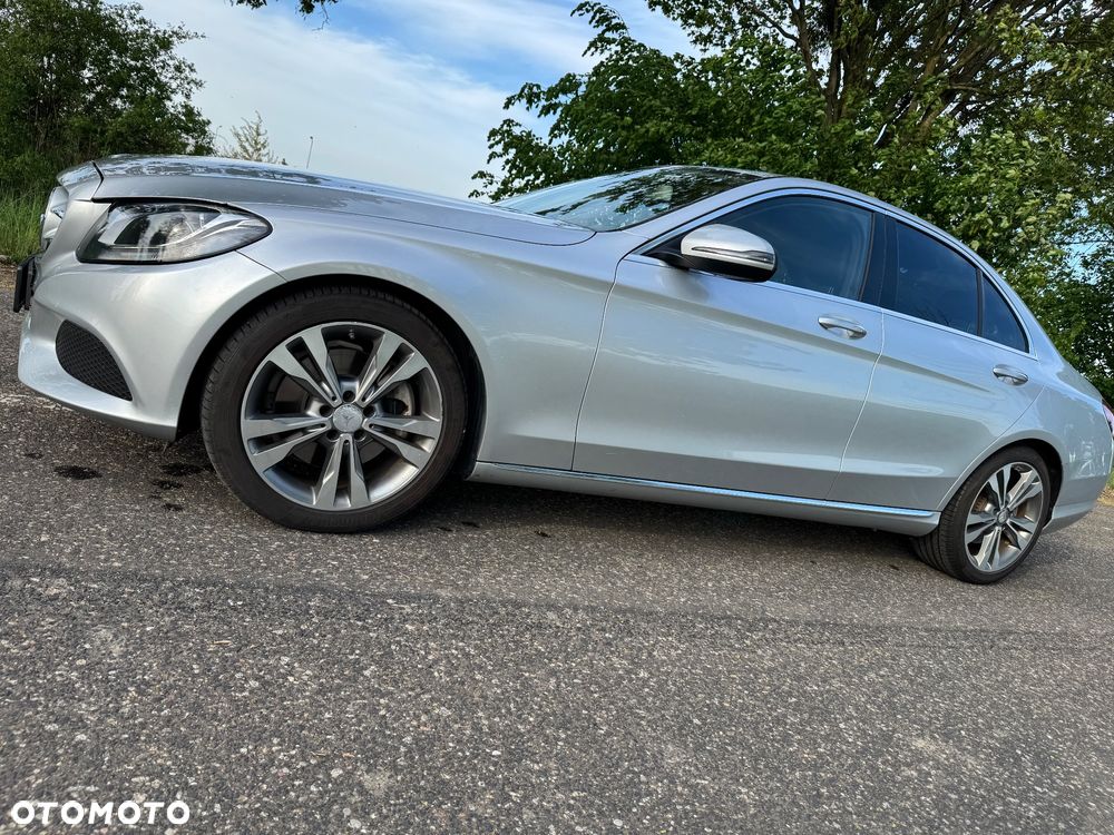 Mercedes-Benz Klasa C 300 7G-TRONIC Exclusive - 4
