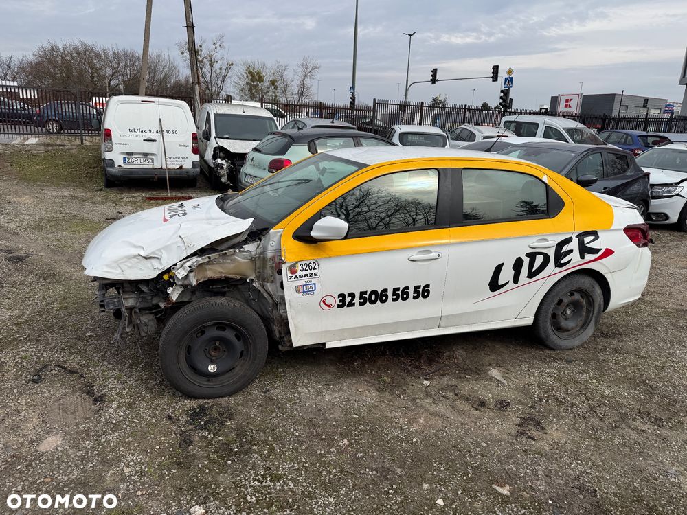 Peugeot 301 - 9