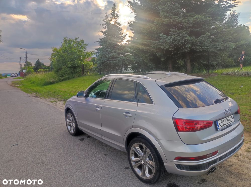 Audi Q3 2.0 TFSI Quattro Sport S tronic - 4