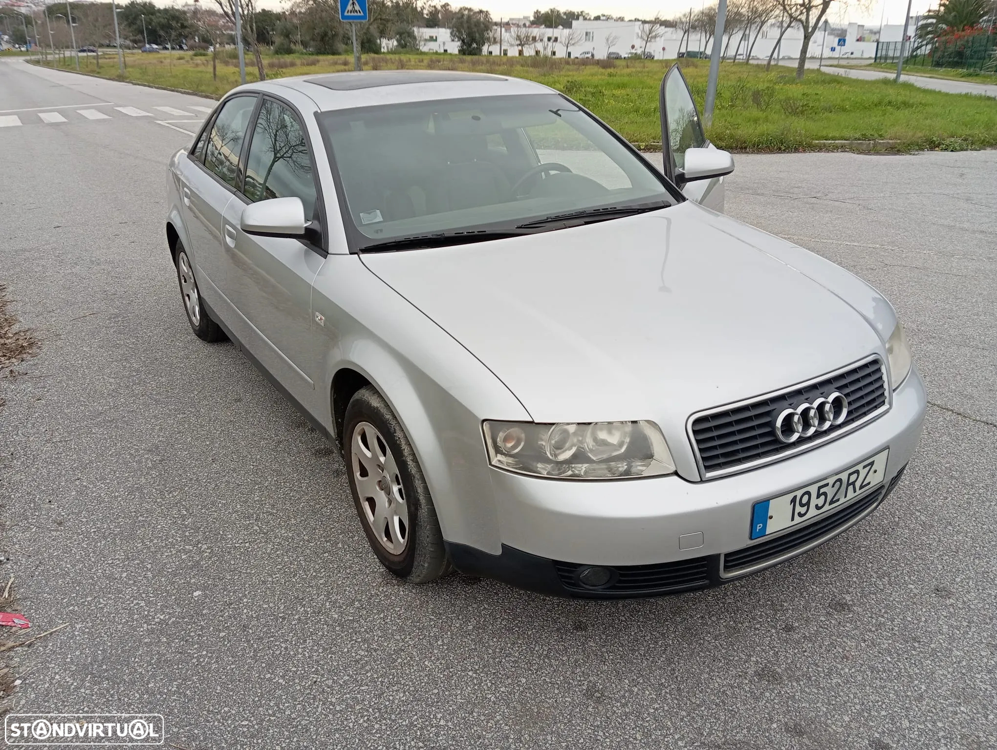Audi A4 1.6 - 3