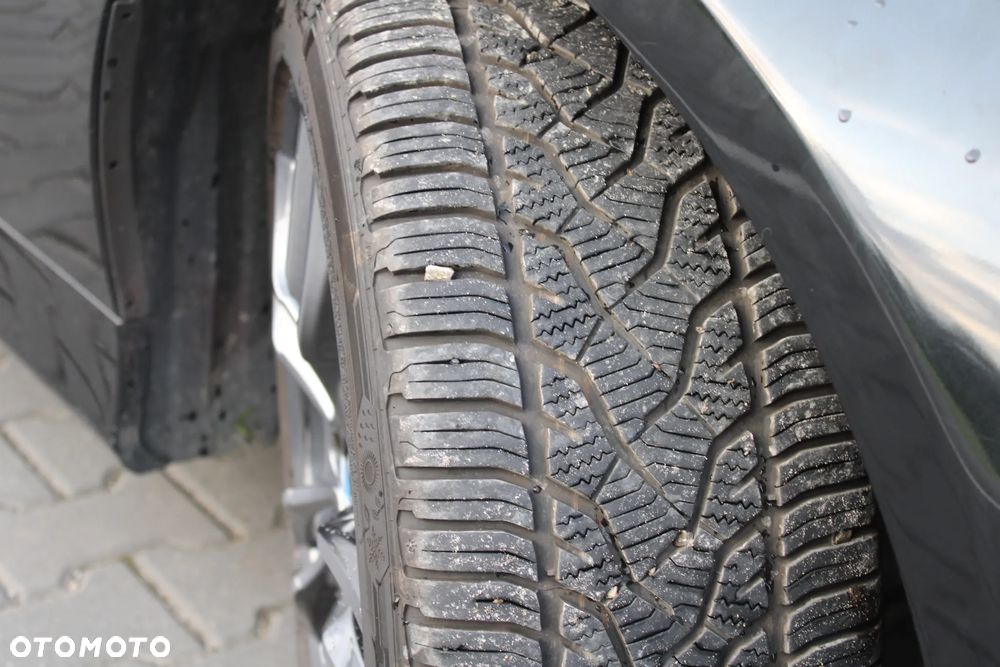 BMW Seria 3 318i Edition Exclusive - 14