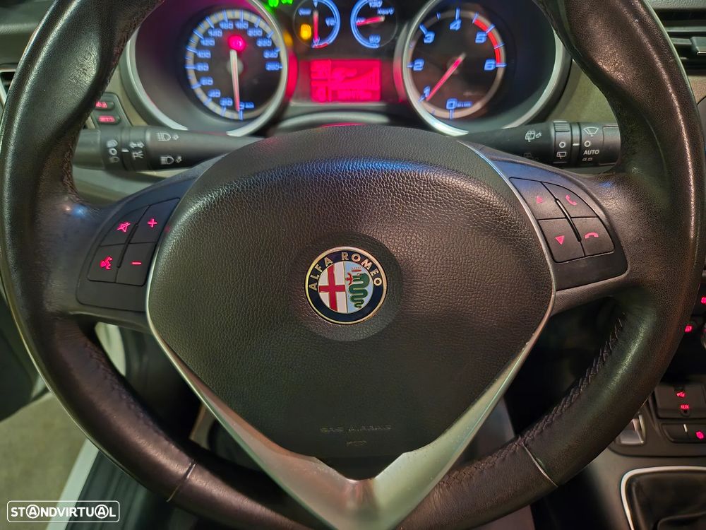 Alfa Romeo Giulietta 1.6 JTDm Impression - 17