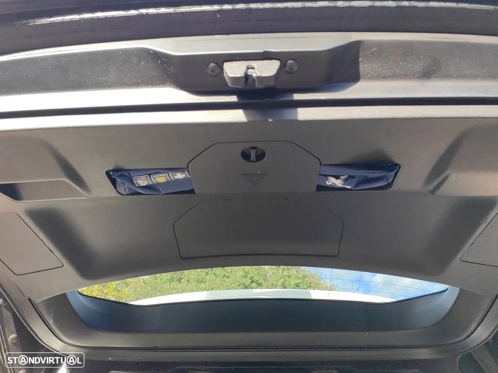 Peugeot 5008 1.6 BlueHDi Allure EAT6 - 24