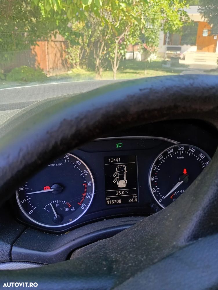 Skoda Octavia 1.6 TDI Classic - 8