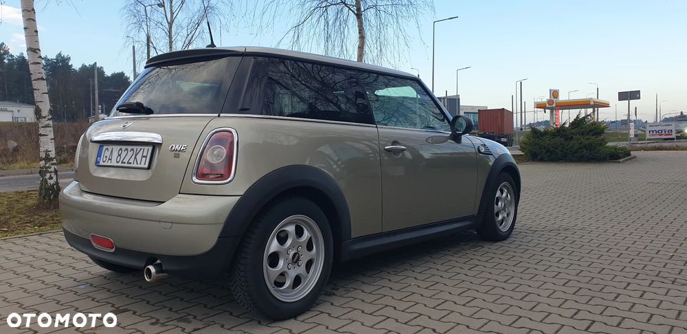 MINI ONE - 11