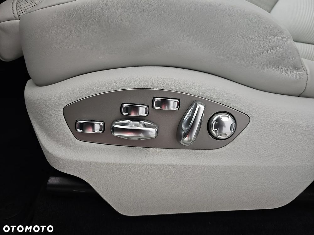 Porsche Macan Standard - 14