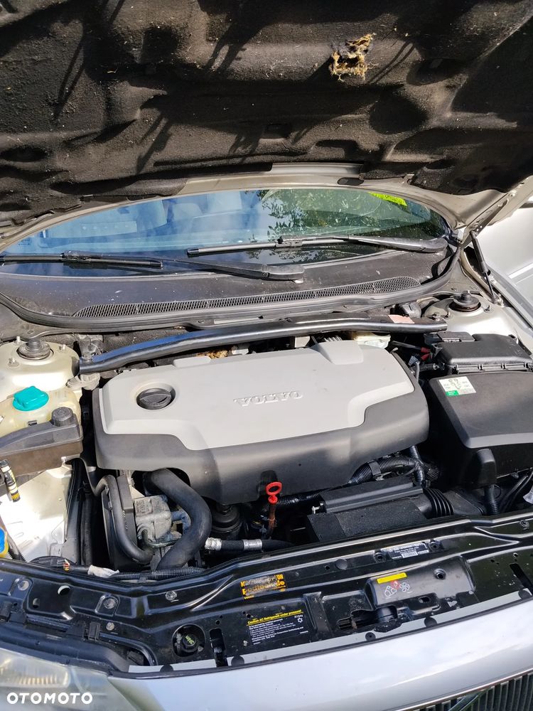 Volvo V70 D5 DPF Edition Comfort - 8