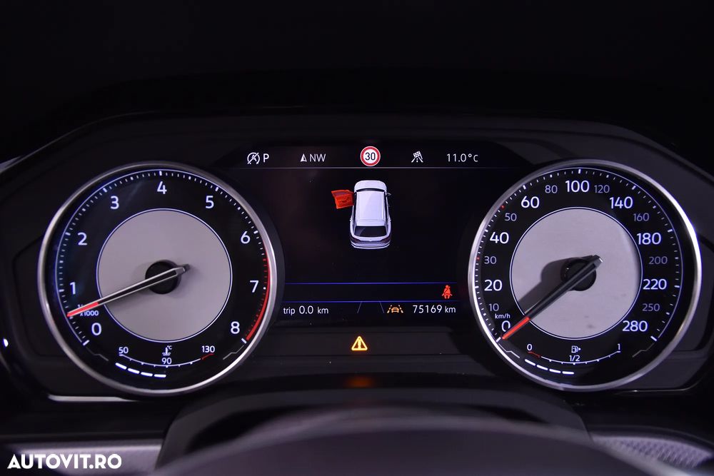 Volkswagen Touareg - 10