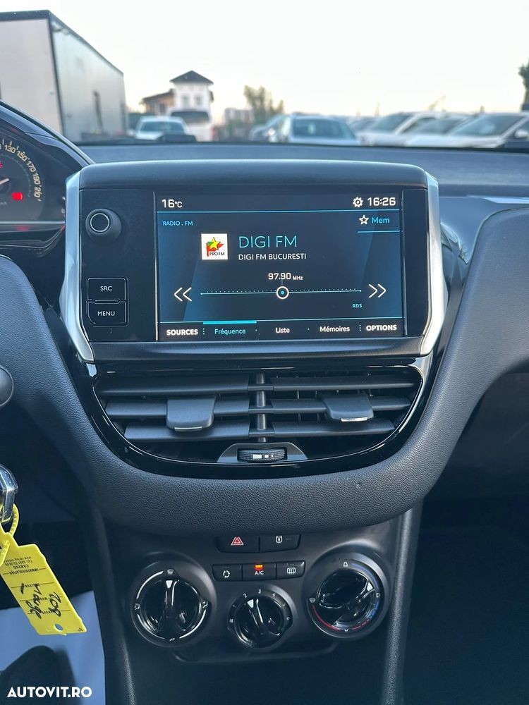 Peugeot 208 ver-1-2l-puretech-75-s-s-bvm5-active - 10