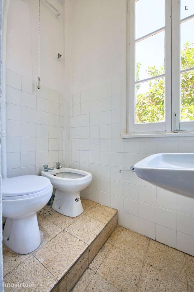 Quarto - localizado em São Bento Lisbon - Grande imagem: 3/34