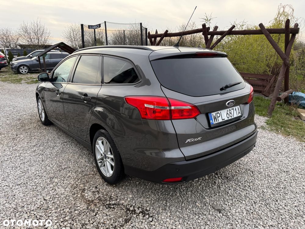 Ford Focus 1.6 TDCi DPF Trend - 14