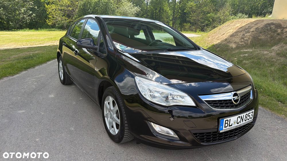 Opel Astra 1.4 Turbo - 9