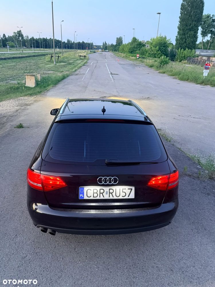 Audi A4 Avant 2.0 TDI DPF multitronic S line Sportpaket - 6
