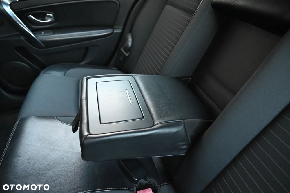 Renault Latitude - 35