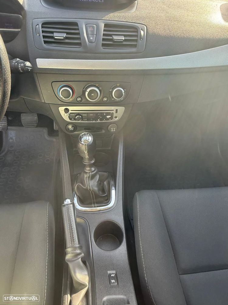 Renault Mégane Sport Tourer 1.5 dCi Dynamique - 11