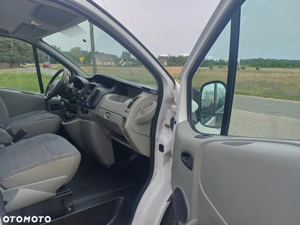 Renault Trafic - 8