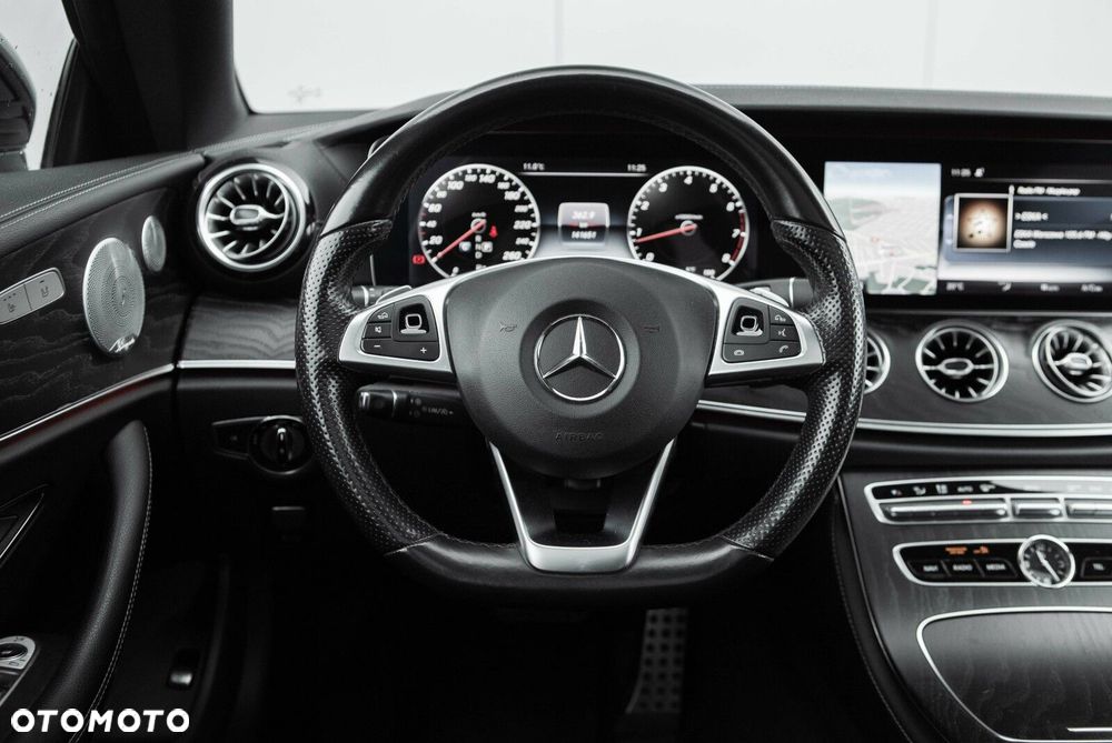 Mercedes-Benz Klasa E 200 9G-TRONIC - 25