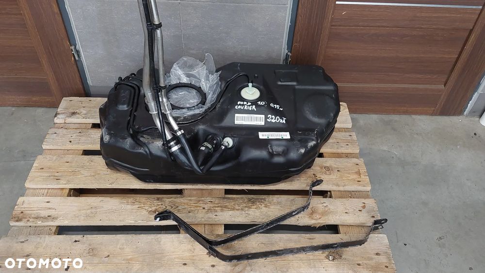 ZBIORNIK PALIWA FORD COURIER 1,0 ECO BOOST NR ET769K007BD - 1