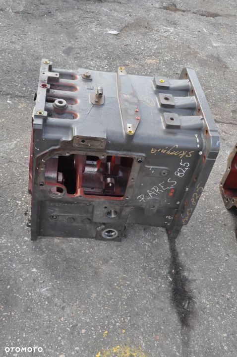 OBUDOWA SKRZYNI BIEGÓW RENAULT ARES 825 YZ150113RGH - 4