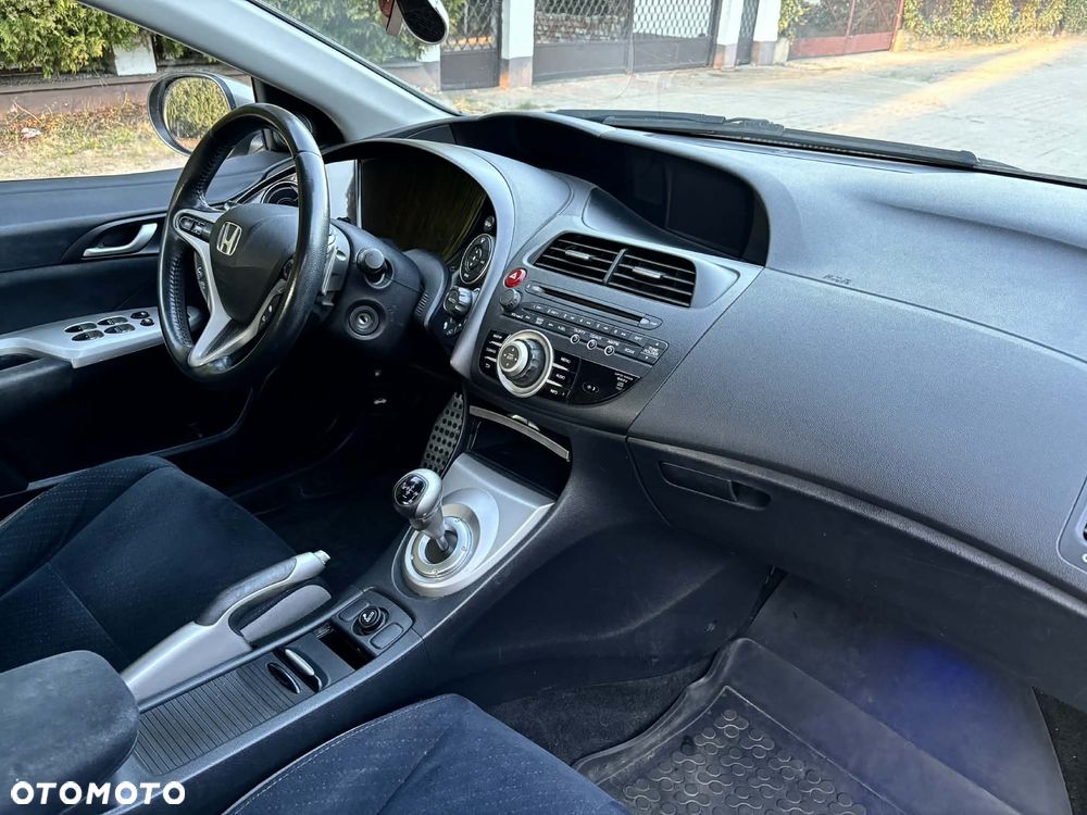 Honda Civic 1.8 Comfort - 5