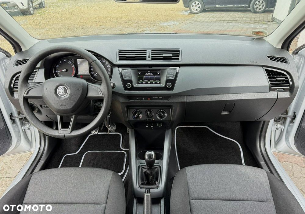 Skoda Fabia 1.0 MPI Cool Plus - 14