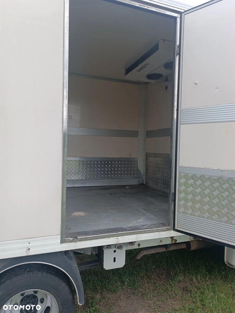 Renault master chłodnia kontener - 19