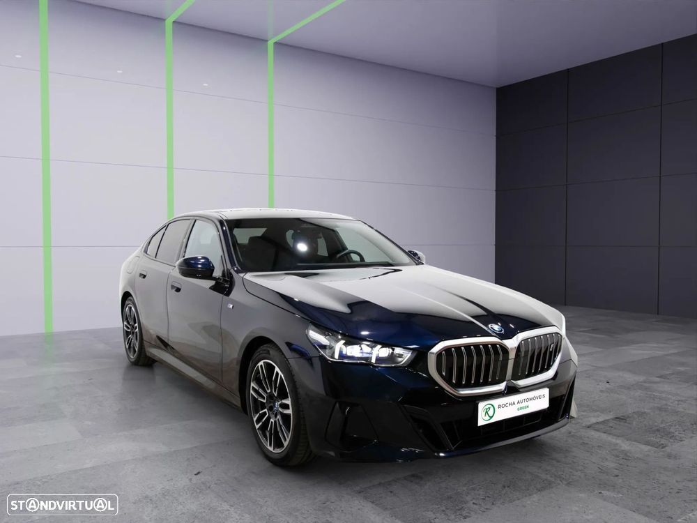BMW i5 - 3