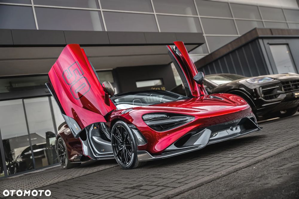McLaren 765LT Spider - 9